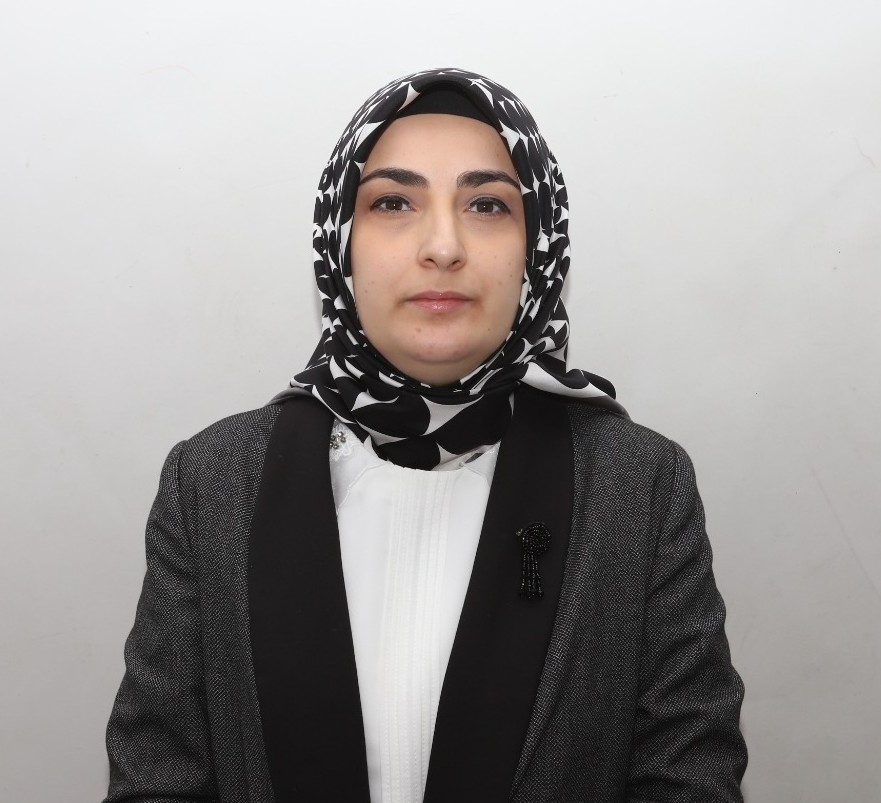 Şaziye Y.jpeg (114 KB)